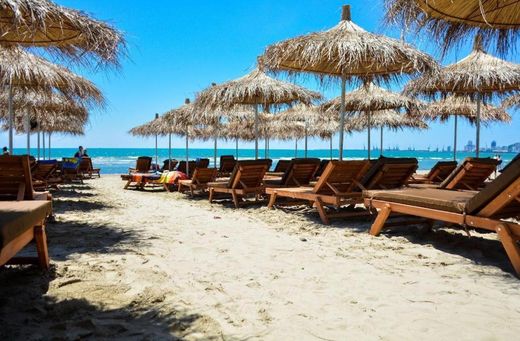 Luxurious Cozy Seaview Apartment Дуррес Экстерьер фото